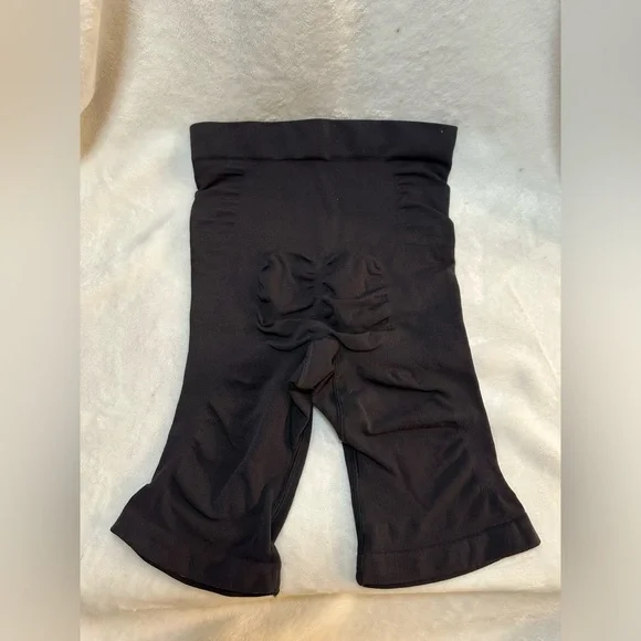 NWOT SKIMS SCULPTING SHORT MID THIGH WITH OPEN GUSSET L/XL‎ BLACK/Onyx - Picture 5 of 9